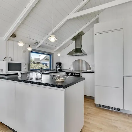 Katrina - 50m To The Fjord By Interhome * Broager